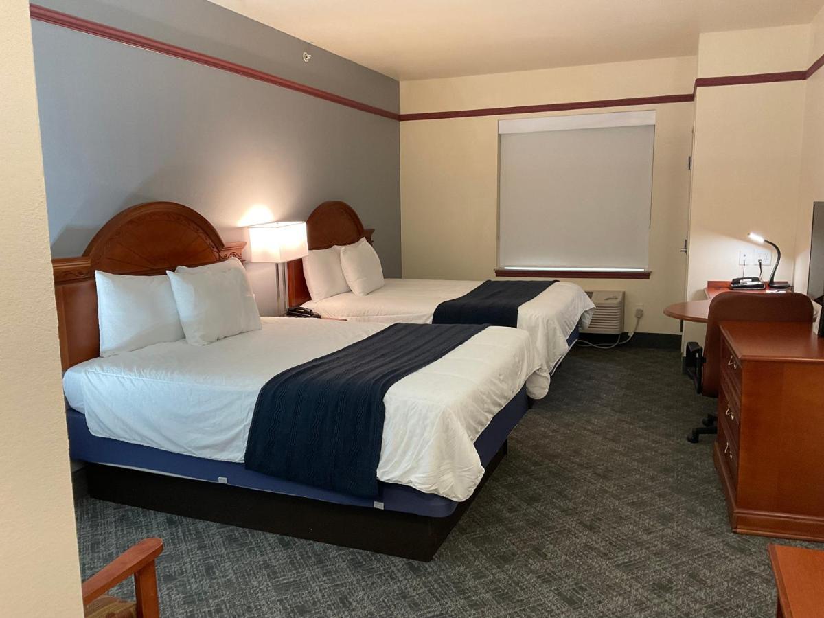 Budget Host Inn And Suites Cameron Ngoại thất bức ảnh