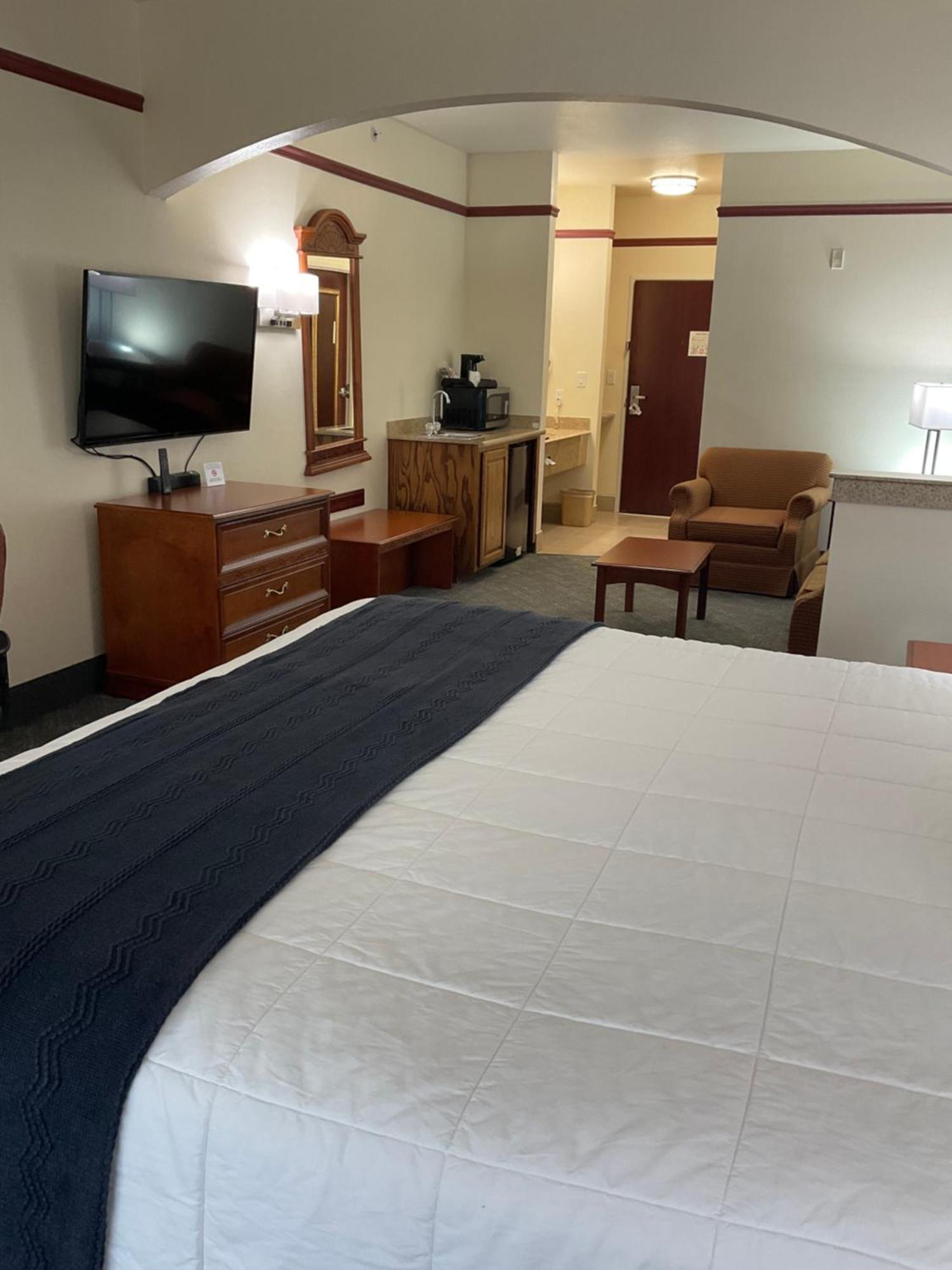Budget Host Inn And Suites Cameron Ngoại thất bức ảnh