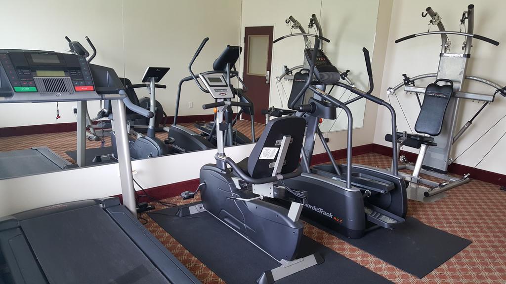 Budget Host Inn And Suites Cameron Ngoại thất bức ảnh